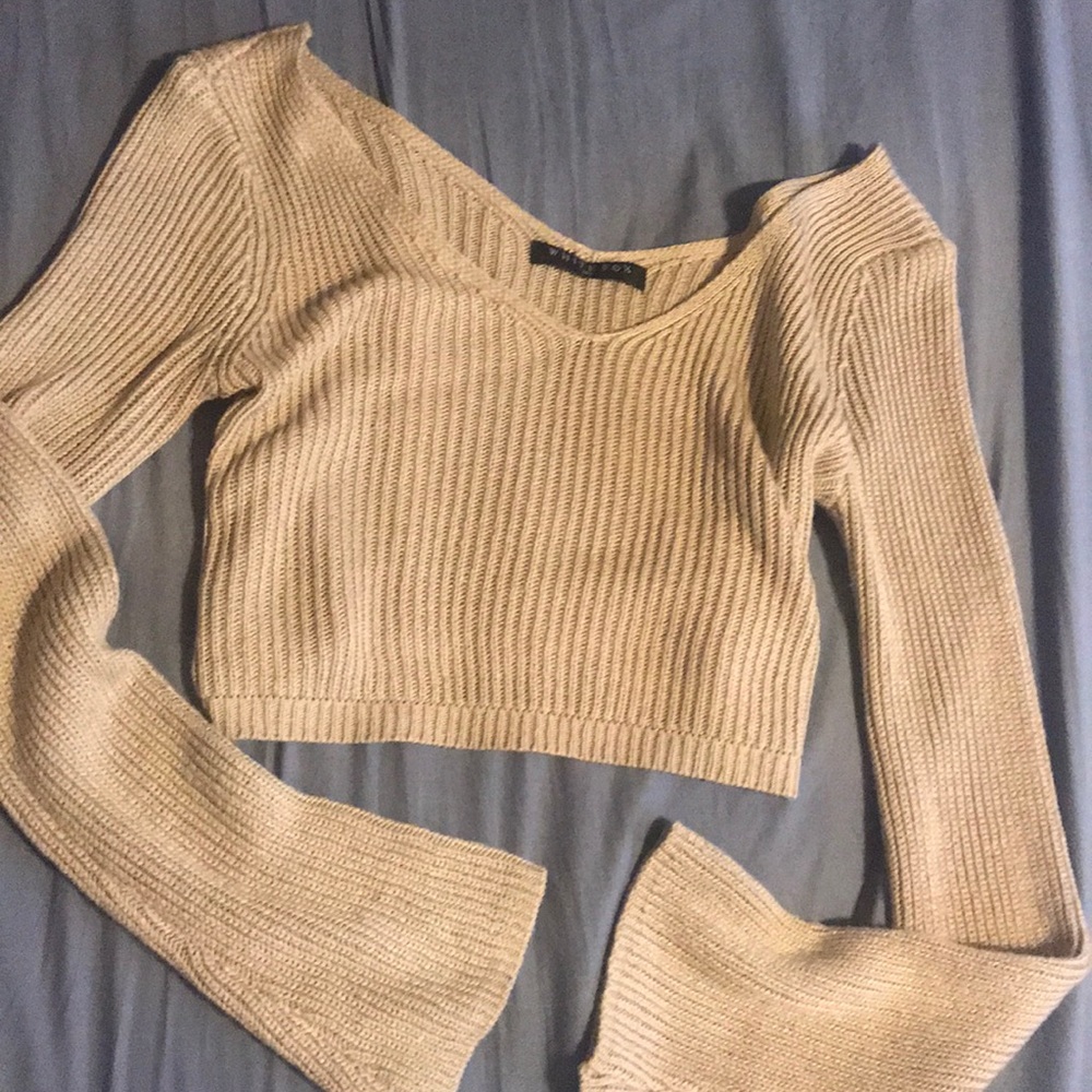 White fox Boutique sweater